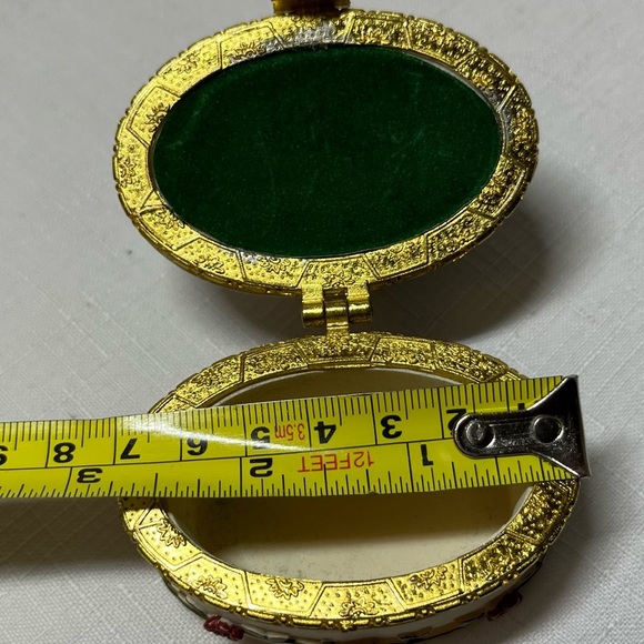 Elegant Green and White Shoe Trinket Box. Fun -  shoe or trinket box collection. - Picture 4 of 5